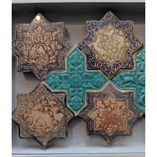 Field of cross and star tiles, cross and eight-point sun